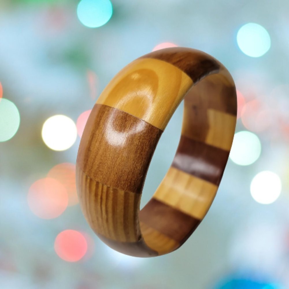ROUND Wooden Bangle